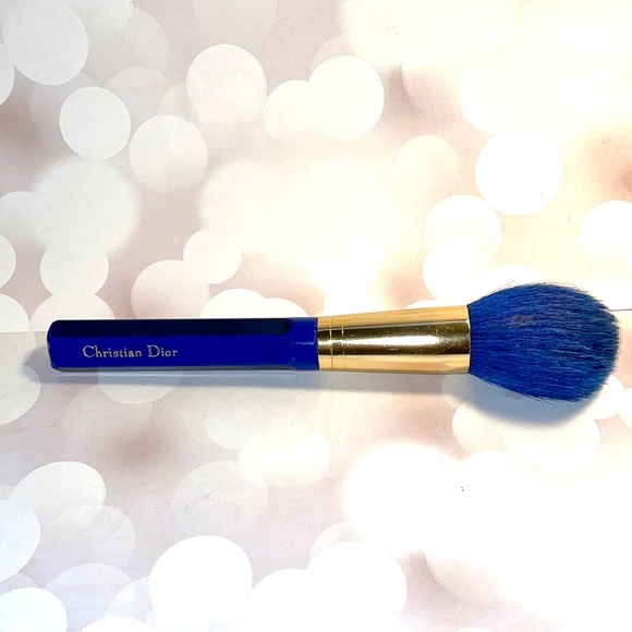 Christian Dior large powder brush. Authentic.REDUCE PRICE $12 - Picture 1 of 6
